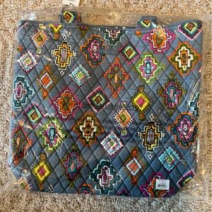 Vera Bradley Painted Medallions Tote NWTS
